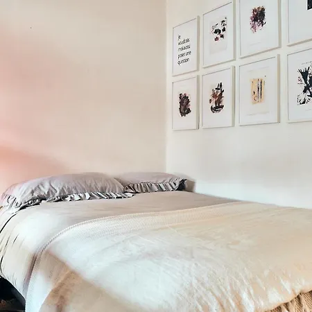 Apartment Cozy Small Artist Studio