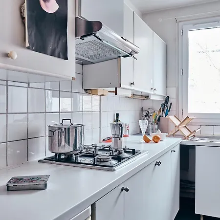 Cozy Small Artist Studio شقة