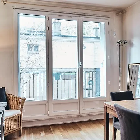 Cozy Small Artist Studio Appartement *
